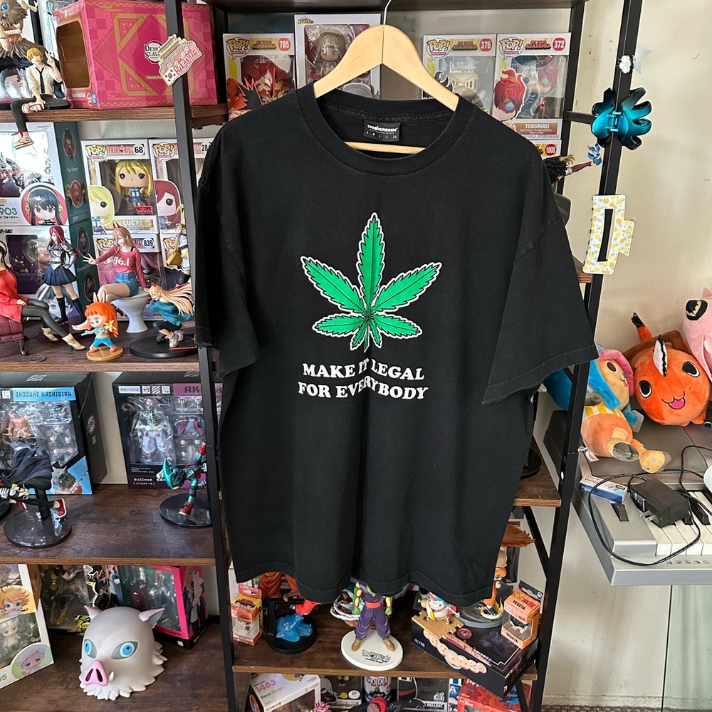 The Hundreds “MATE IT LEGAL FOR EVERYBODY” Men’s Size XL - Picture 1 of 5